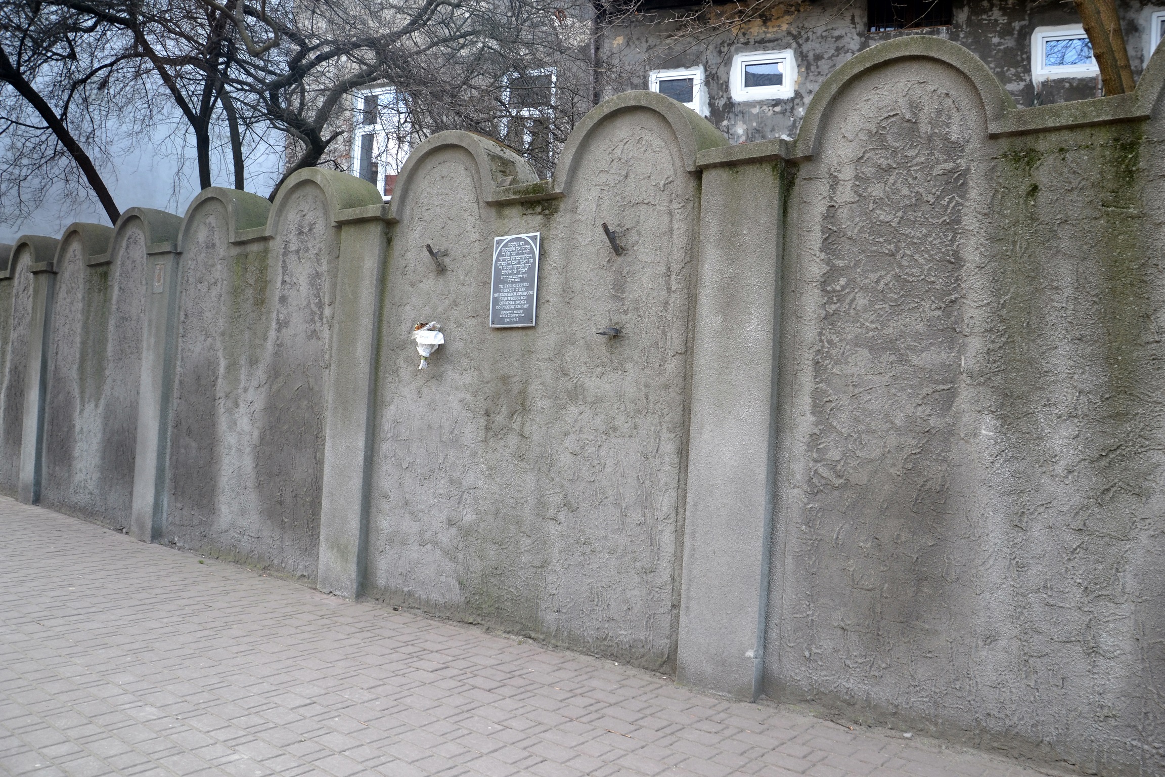 Foto: Ghetto Wall Fragments - Muro Gueto de Cracovia. - Cracovia (Lesser Poland Voivodeship), Polonia