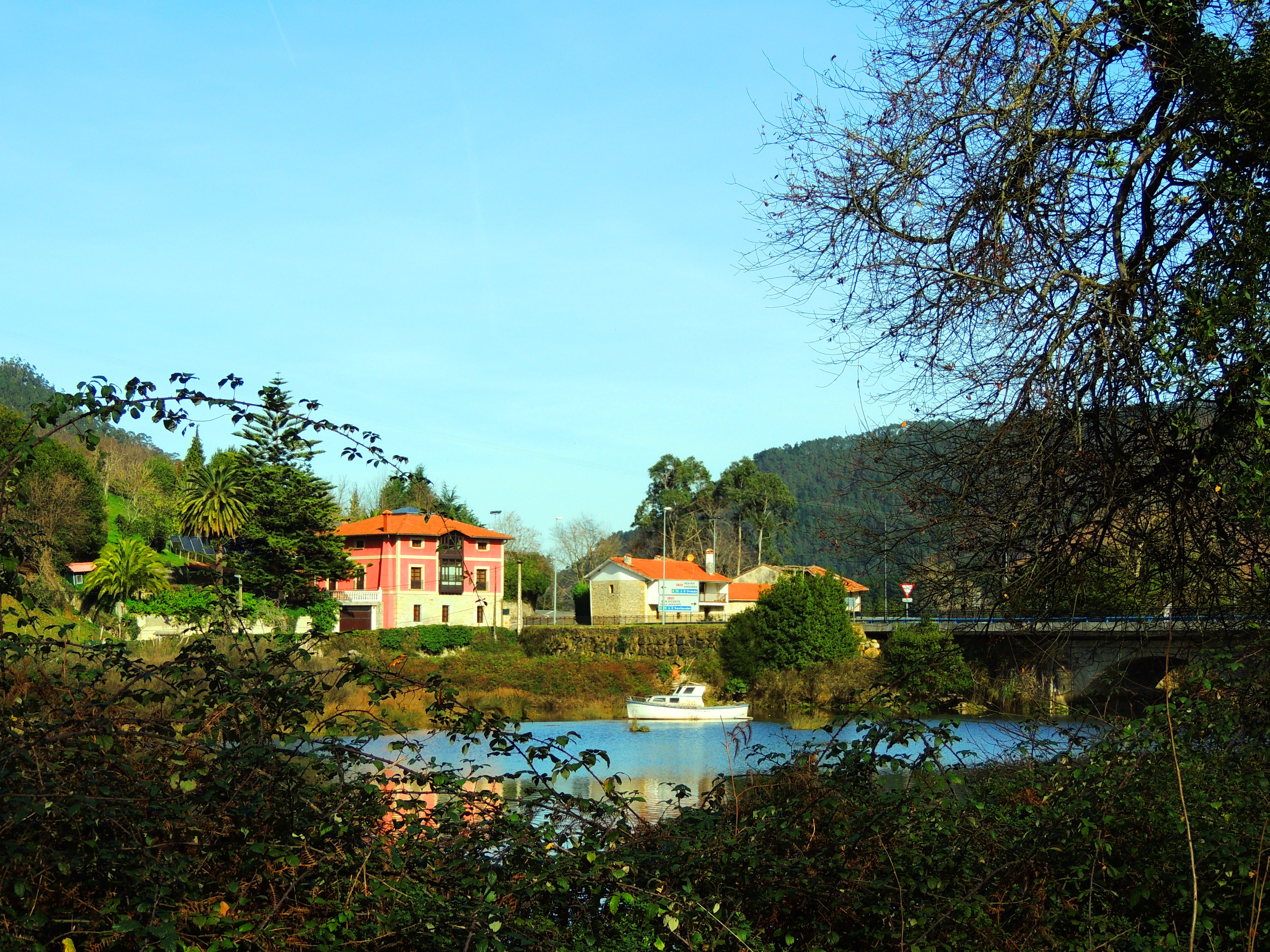 Foto de Pesués (Cantabria), España