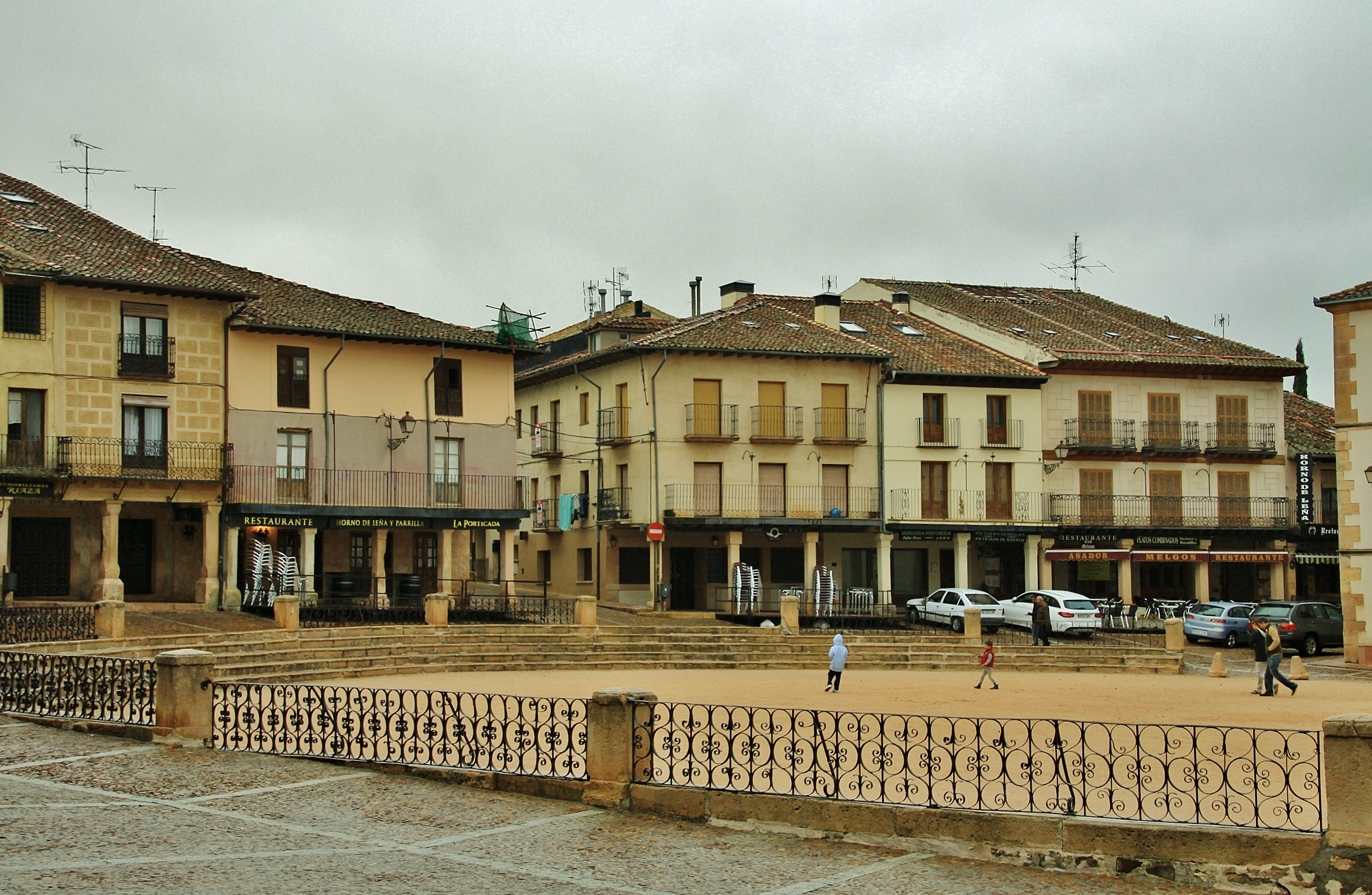 Foto: Plaza Mayor - Riaza (Segovia), España