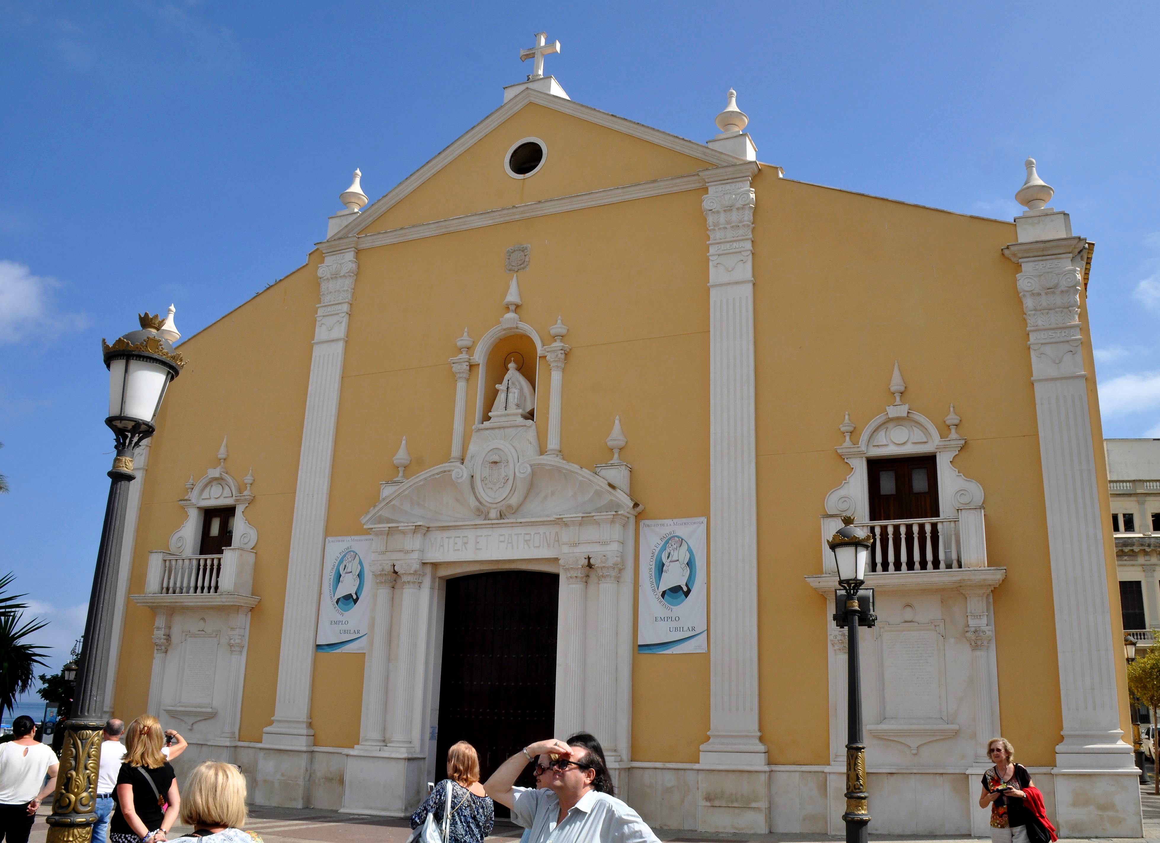 Foto: Fachada iglesia - Ceuta, España