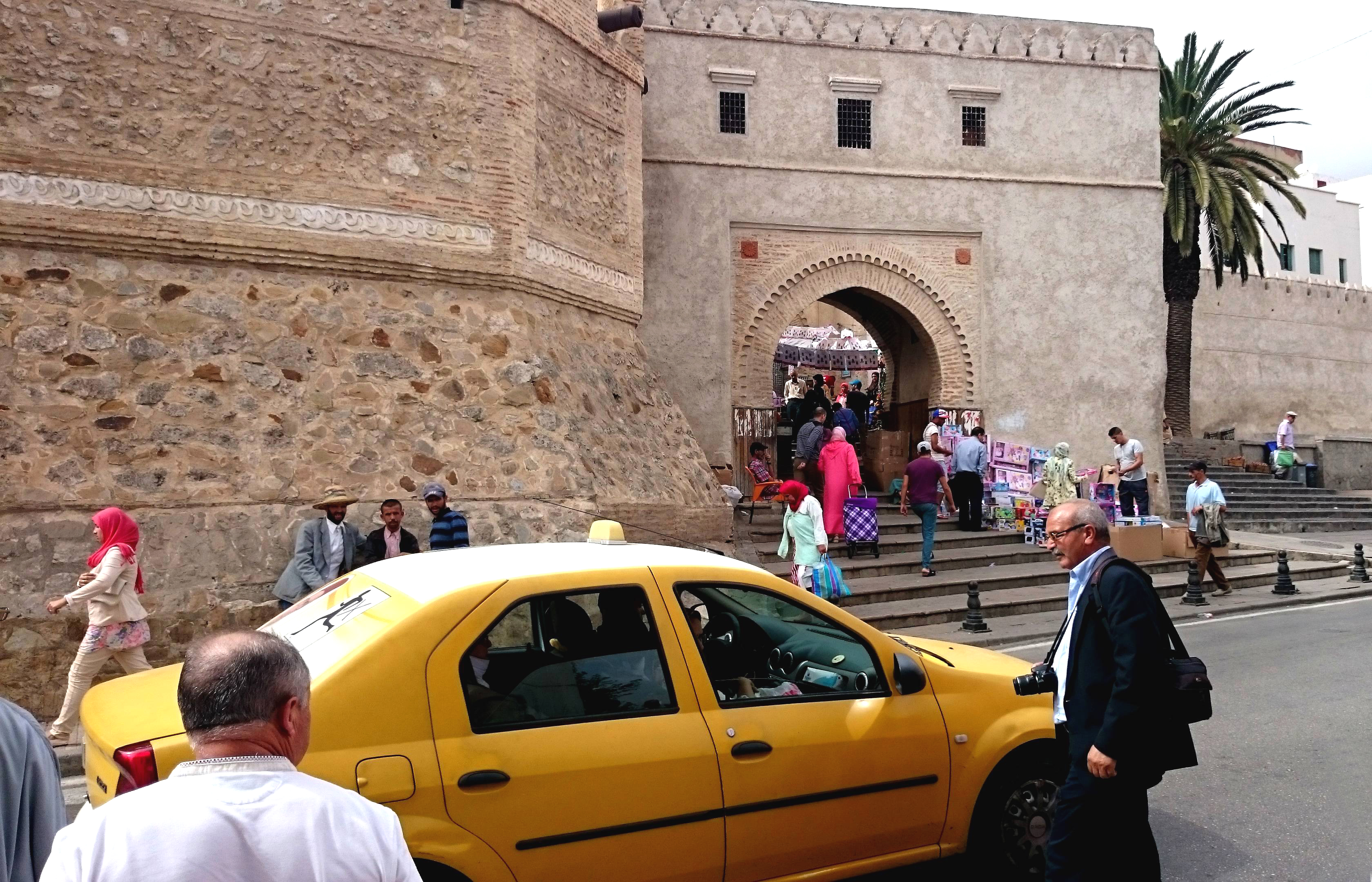 Foto: Puerta entrada a las murallas - Larache (Tanger-Tétouan), Marruecos