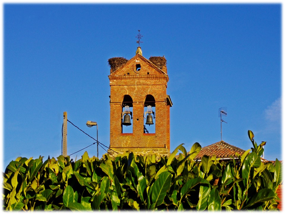 Foto: sobre el jardin - Villar Del Yermo (León), España