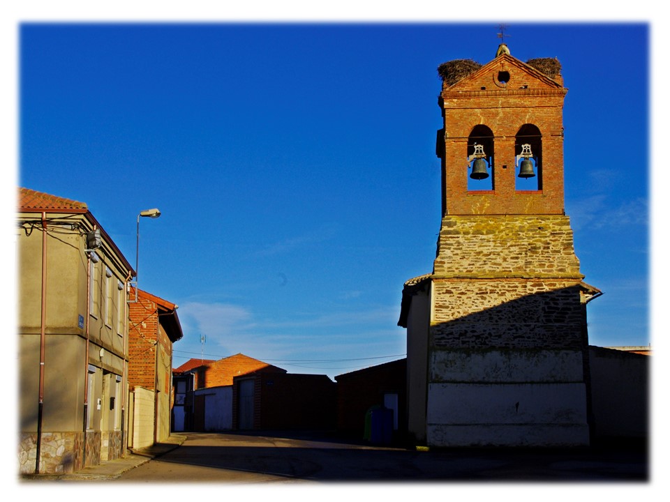 Foto: La iglesia - Villar Del Yermo (León), España