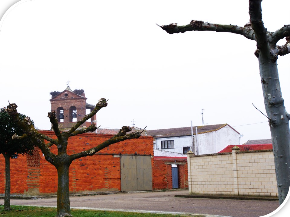 Foto: desde la calle el Reguero - Villar Del Yermo (León), España