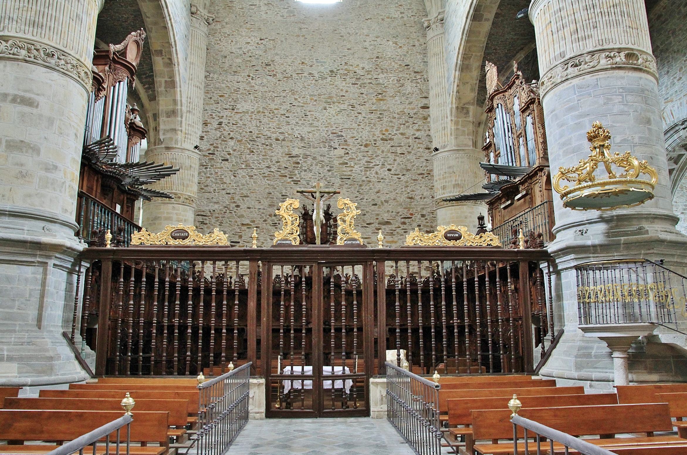 Foto: Colegiata de Santa María - Villafranca del Bierzo (León), España