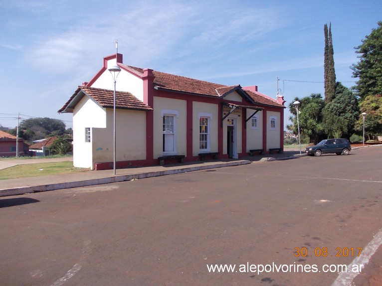 Foto: Estacion Andira BR - Andira (Paraná), Brasil