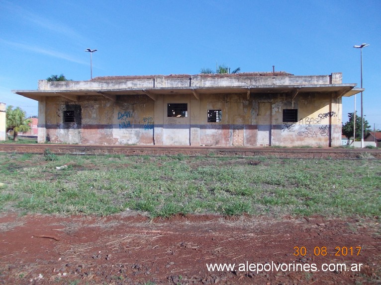Foto: Santa Mariana BR - Monumento a la Biblia - Santa Mariana (Paraná), Brasil
