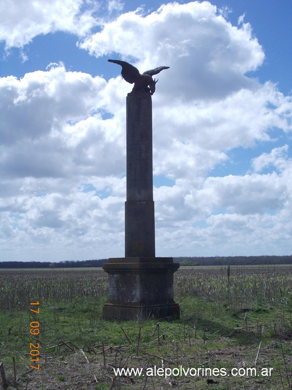 Foto: Monumento - Aldea Asuncion (Entre Ríos), Argentina