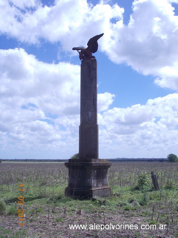Foto: Monumento - Aldea Asuncion (Entre Ríos), Argentina