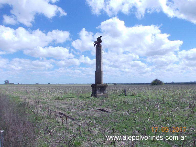 Foto: Monumento - Aldea Asuncion (Entre Ríos), Argentina