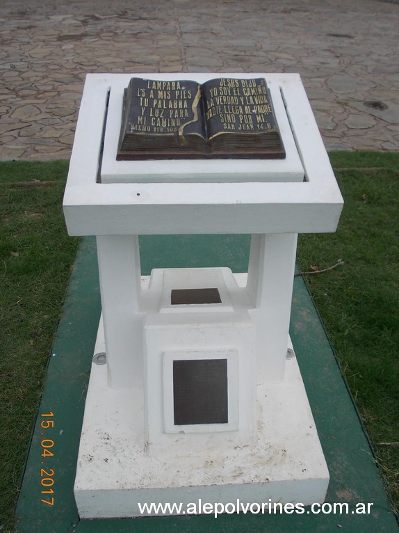 Foto: Plaza Tornquist - Tornquist (Buenos Aires), Argentina