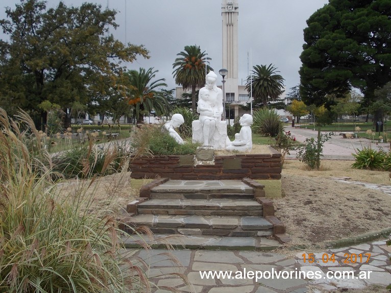 Foto: Plaza Tornquist - Tornquist (Buenos Aires), Argentina