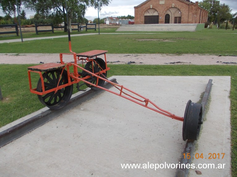 Foto: Plaza Obreros del Riel - Ciudad de Saavedra (Buenos Aires), Argentina