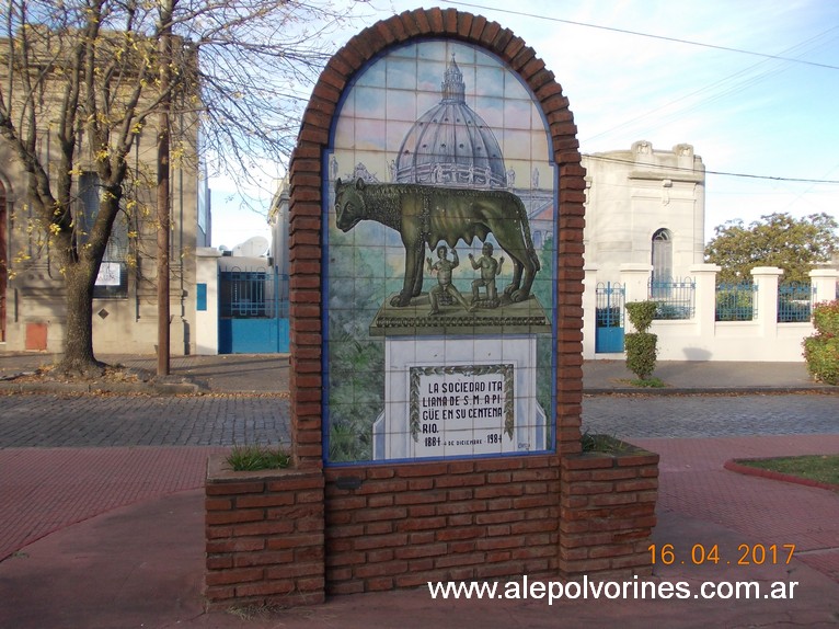 Foto: Sociedad Italiana - Pigue (Buenos Aires), Argentina