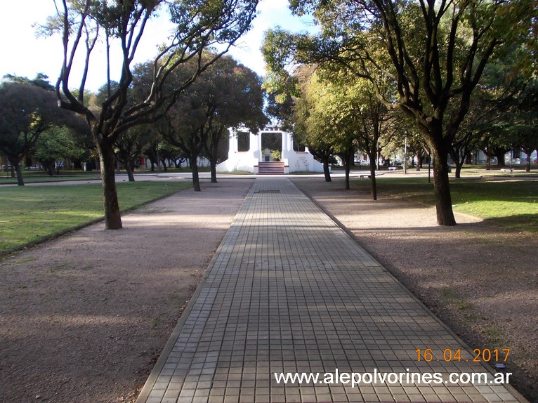 Foto: Plaza Sarmiento - Pigue (Buenos Aires), Argentina