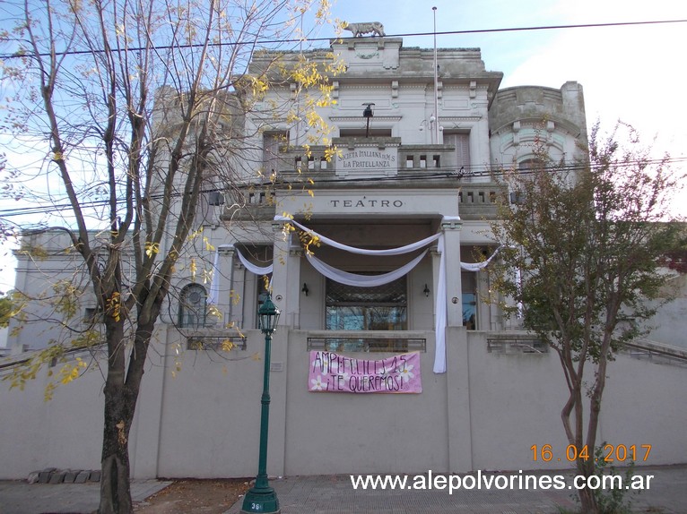 Foto: Sociedad Italiana - Pigue (Buenos Aires), Argentina
