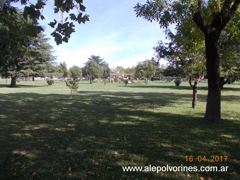 Foto: Plaza de Espartillar - Espartillar (Buenos Aires), Argentina