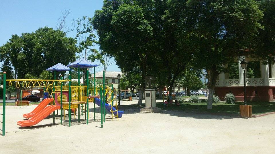 Foto: PLaza Cemento Melón - La Calera (Valparaíso), Chile