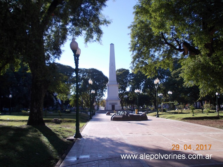 Foto: Plaza Gral Ramirez - Concepcion Del Uruguay (Entre Ríos), Argentina
