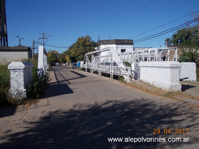 Foto: Puente calle Antartida Argentina - Concepcion del Uruguay (Entre Ríos), Argentina