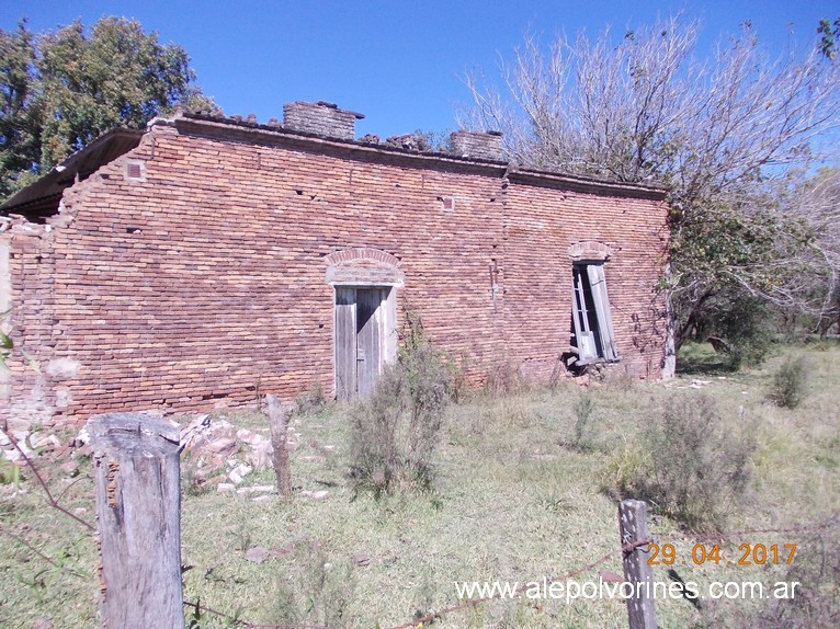 Foto: Casa abandonada - Colonia Hughes (Entre Ríos), Argentina