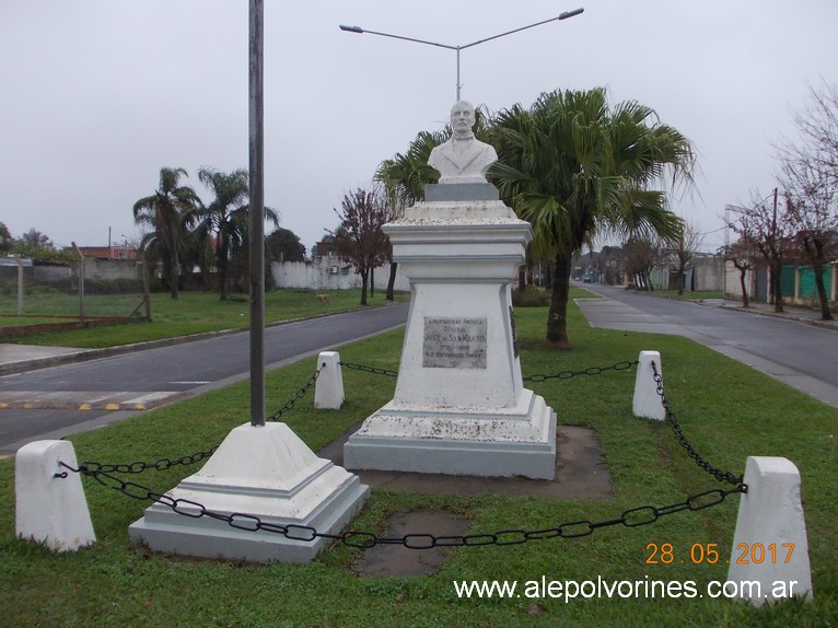 Foto: Busto Gral San Martin - General Campos (Entre Ríos), Argentina