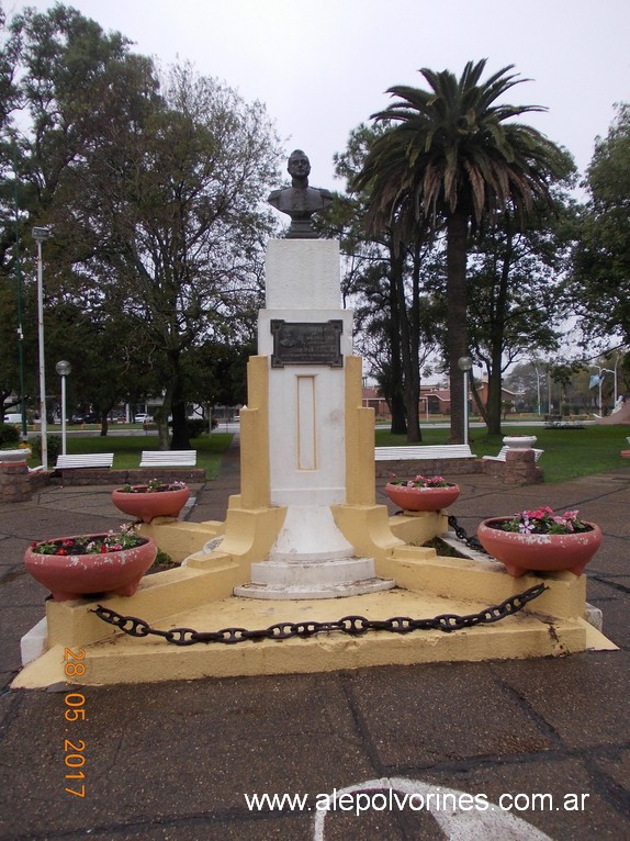 Foto: Plaza 25 de Mayo - San Salvador (Entre Ríos), Argentina