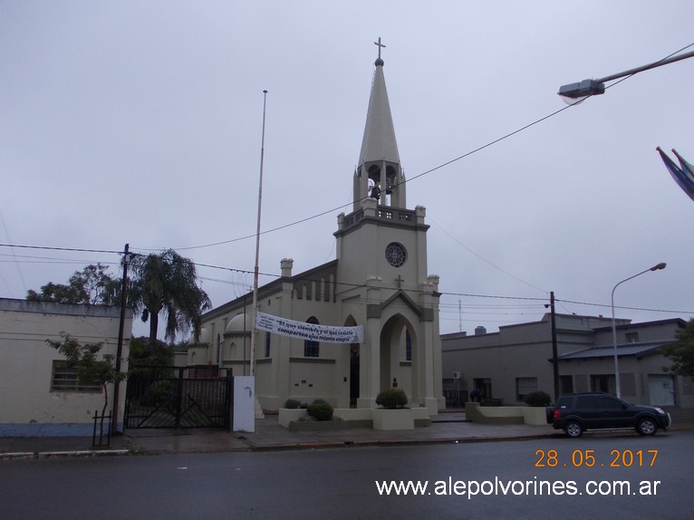 Foto: Iglesia Santa Teresita - San Salvador (Entre Ríos), Argentina