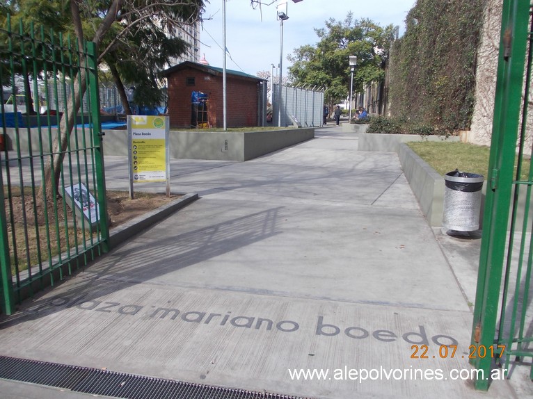 Foto: Plaza Mariano Boedo - Boedo (Buenos Aires), Argentina