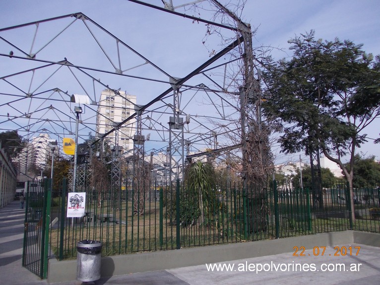 Foto: Plaza Mariano Boedo - Boedo (Buenos Aires), Argentina