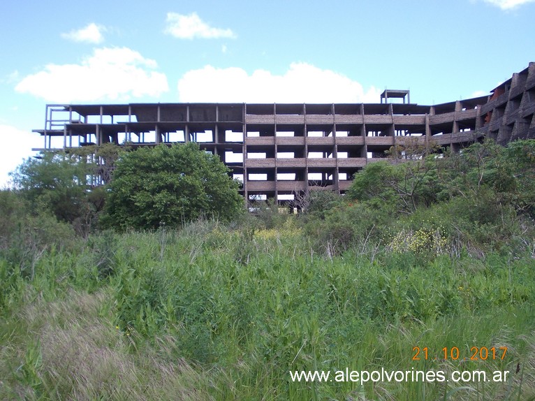 Foto: Edificio Abandonado - Sarandi (Buenos Aires), Argentina