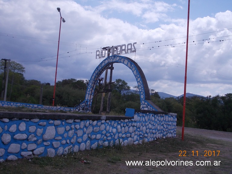 Foto: Acceso a Rio Piedras - Rio Piedras (Salta), Argentina