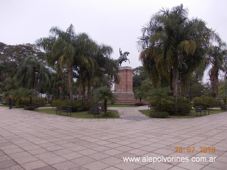 Foto: Plaza 25 de Mayo Resistencia - Resistencia (Chaco), Argentina