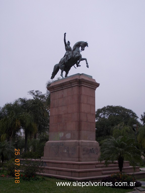 Foto: Plaza 25 de Mayo Resistencia - Resistencia (Chaco), Argentina