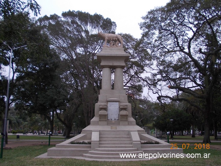 Foto: Plaza 25 de Mayo Resistencia - resistencia (Chaco), Argentina