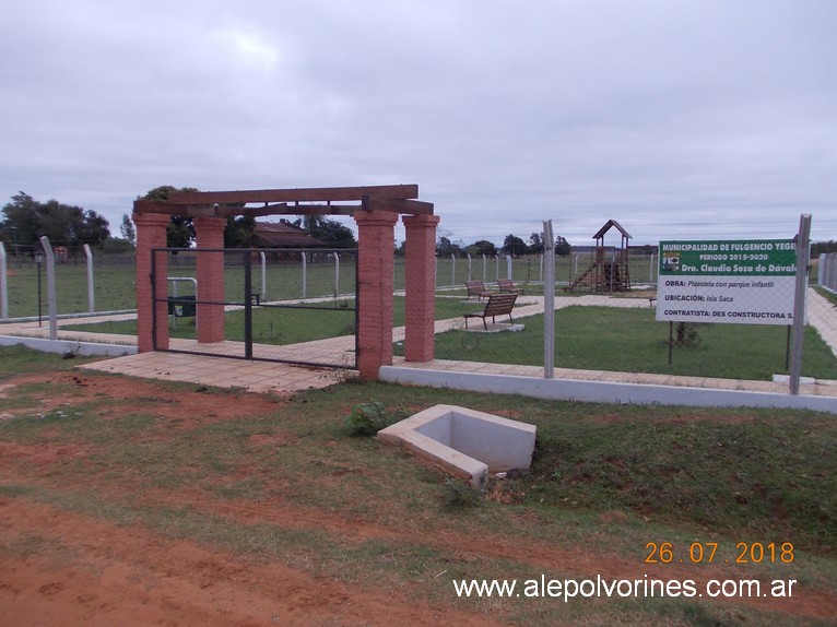 Foto: Plaza de Isla Saca - Yegros (Caazapá), Paraguay