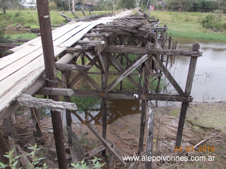 Foto: Puente madera Vedia - General Vedia (Chaco), Argentina