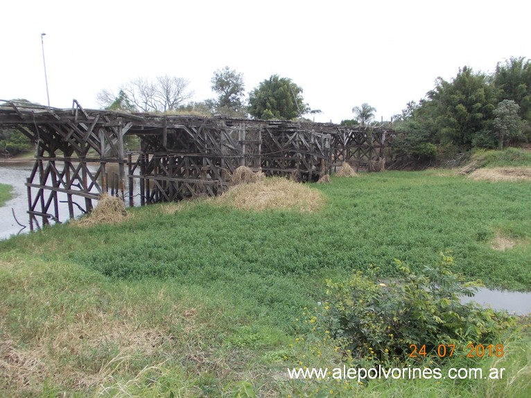 Foto: Puente madera Vedia - General Vedia (Chaco), Argentina