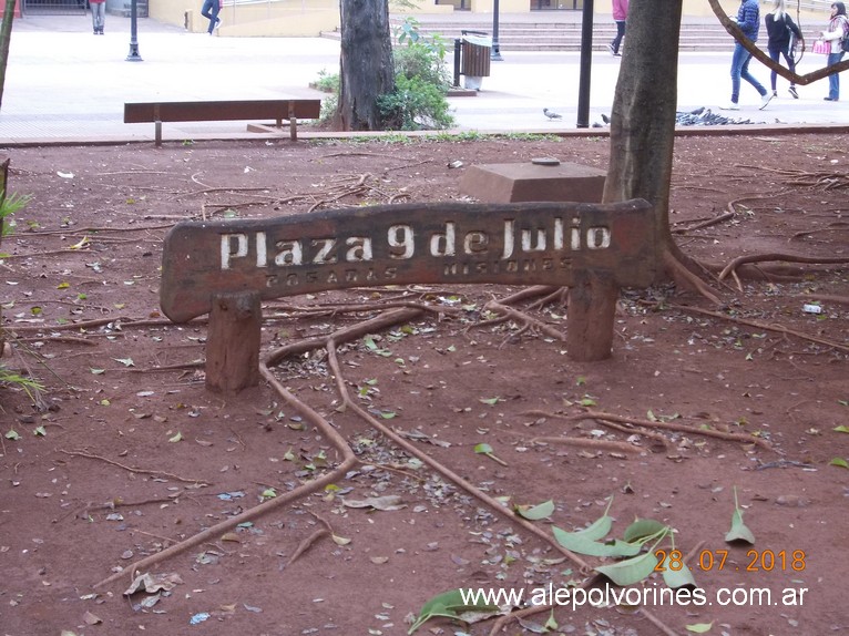 Foto: Plaza 9 de Julio Posadas - Posadas (Misiones), Argentina