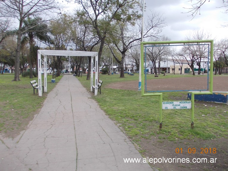 Foto: Plaza - Los Polvorines (Buenos Aires), Argentina