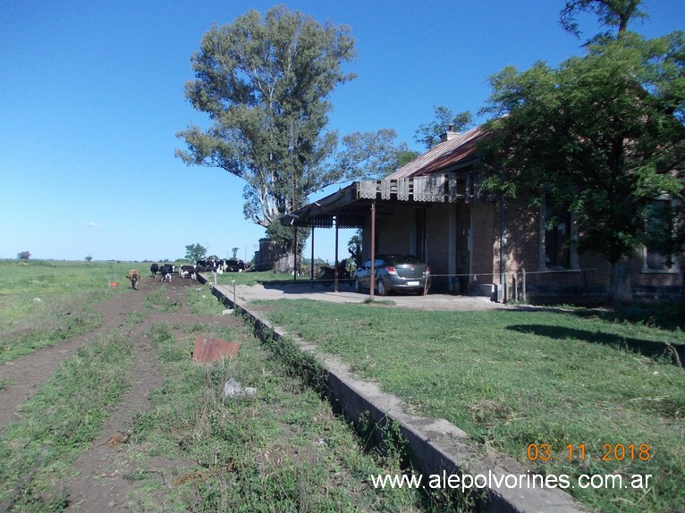 Foto: Estacion Triunvirato - Triunvirato (Buenos Aires), Argentina