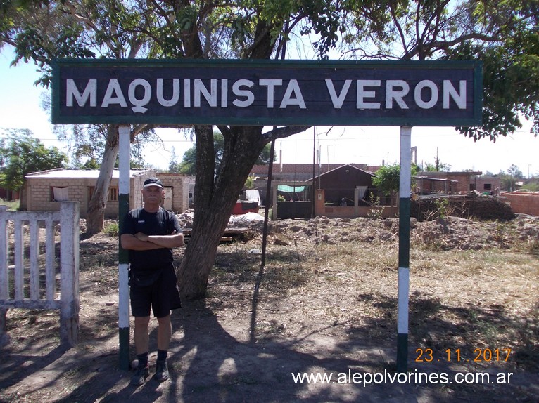 Foto: Estacion Maquinista Veron - Los Lapachos (Jujuy), Argentina