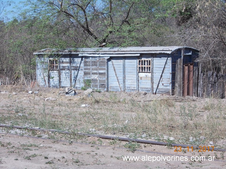 Foto: Estacion Maquinista Veron - Los Lapachos (Jujuy), Argentina