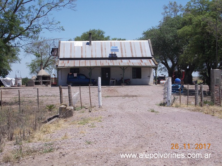 Foto: Estacion Tres Pozos - Los Juries (Santiago del Estero), Argentina