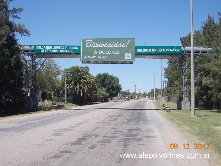 Foto: Acceso a Dolores - Dolores (Soriano), Uruguay