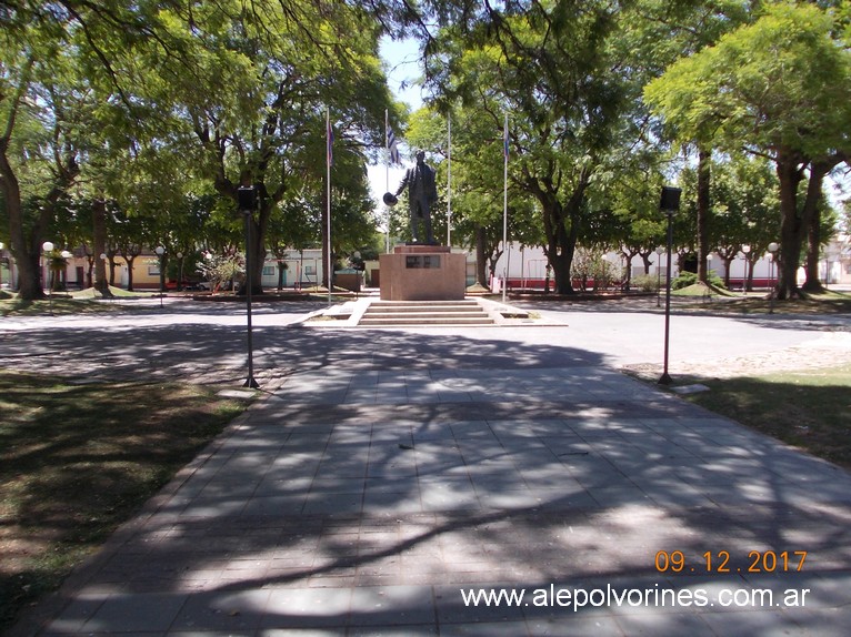 Foto: Plaza Artigas - Dolores (Soriano), Uruguay