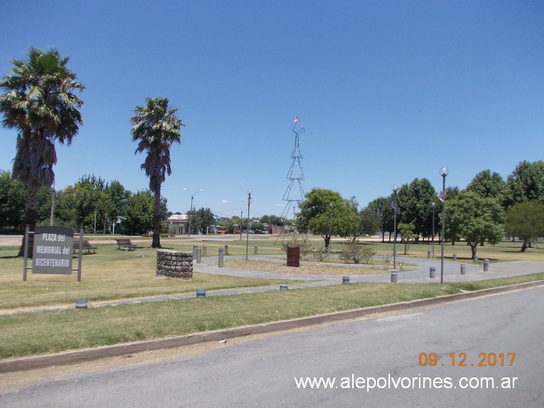 Foto: Plaza Bicentenario - Dolores (Soriano), Uruguay