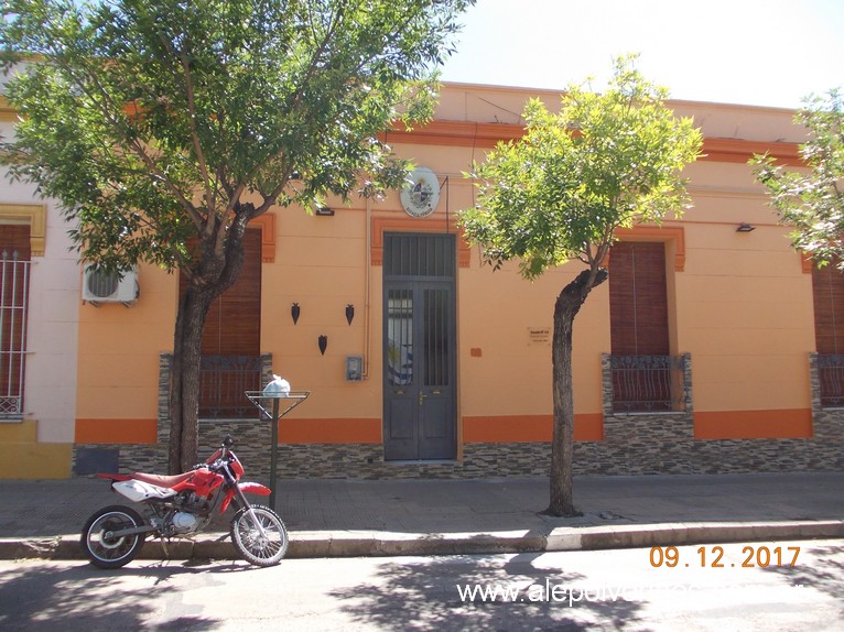 Foto: Escuela - Dolores (Soriano), Uruguay
