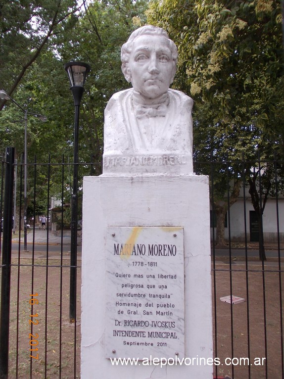 Foto: Busto Mariano Moreno - Villa Ballester (Buenos Aires), Argentina