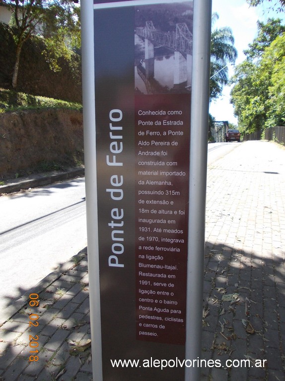 Foto: Ponte de Ferro - Blumenau (Santa Catarina), Brasil